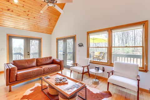 Scenic Murphy Cabin ~ 16 Mi to Blue Ridge House in Tennessee