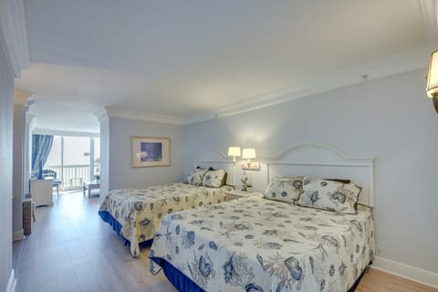 Beachfront Daytona Vacation Rental w/ Balcony Apartment in Holly Hill