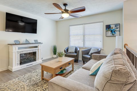 Modern Conyers Retreat - 9 Mi to Arabia Mountain! House in Conyers