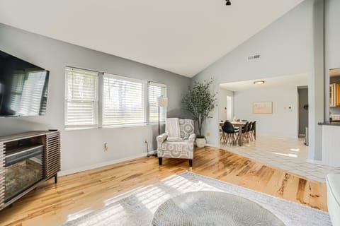 Benton Harbor Home w/ Fire Pit - 2 Mi to Beach! House in Lake Michigan Beach