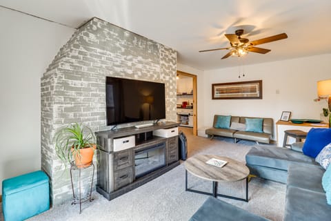 Lovely Tobyhanna Getaway w/ Game Room & Fire Pit! House in Coolbaugh Township