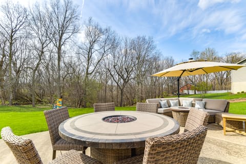 Rock Island Home w/ Private Yard & Fire Pit Table! House in Iowa