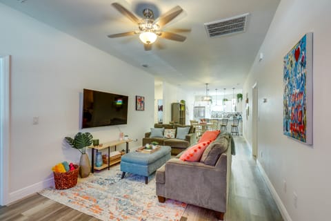 Charming Tampa Home < 3 Mi to Busch Gardens! House in Tampa