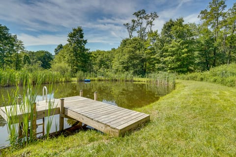 Swanton Retreat w/ Game Room, Hot Tub & Trails! House in Garrett County