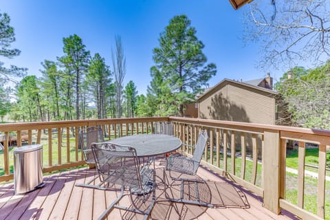 Nature-Filled Ruidoso Condo: 3 Mi to Alto Lake Apartment in Ruidoso