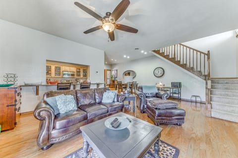 Nature-Filled Ruidoso Condo: 3 Mi to Alto Lake Apartment in Ruidoso