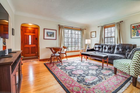 Pet-Friendly St Paul Home < 5 Mi to Downtown! House in Mendota Heights