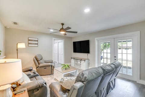 Tampa Home w/ Covered Patio: 8 Mi to Downtown! House in Tampa