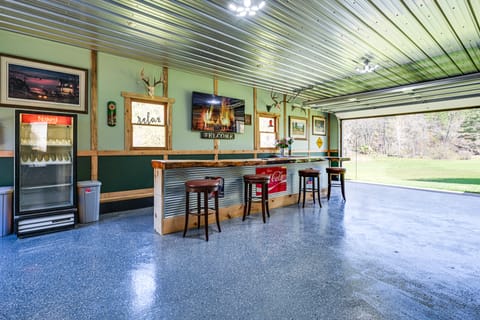 Ice Fishing On-Site: Waterfront Nekoosa Home! House in Petenwell Lake