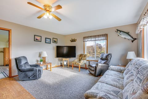 Michigan Manistee River Cabin ~ 1 Mi to Downtown House in Manistee