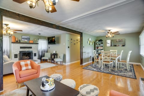 Riverfront Shenandoah Getaway w/ Kayaks & Tubes! House in Shenandoah Valley