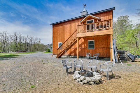 Fire Pit + Beach Access: Quiet Northville Retreat Apartment in Northville