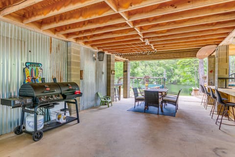 Riverfront Milton Cabin w/ Boat Ramp & Dock! House in Alabama