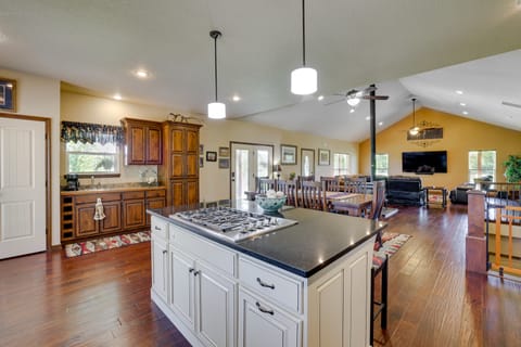 Neosho Home on 90 Acres w/ Private Pool & Fire Pit House in Ozark Mountains