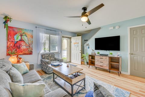 "The Wave" PCB Townhome w/ Pools + Beach Access Apartment in Panama City Beach