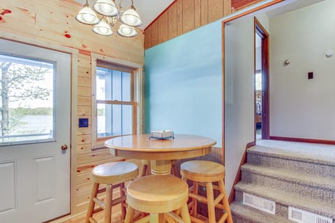 Waterfront Spirit Lake Cabin w/ Boat Rental! House in Minnesota