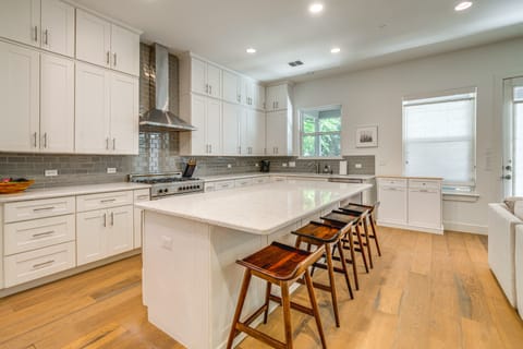 Spacious Austin Home: Near S Congress & Downtown! House in Zilker