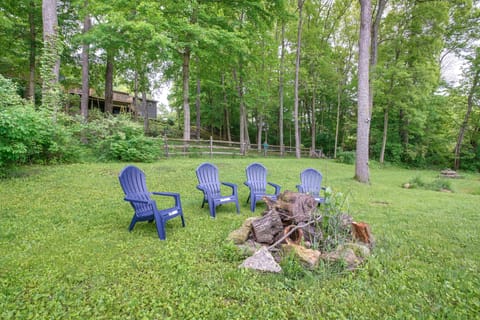 Spacious Riverfront Delaware Home w/ Views House in Ohio