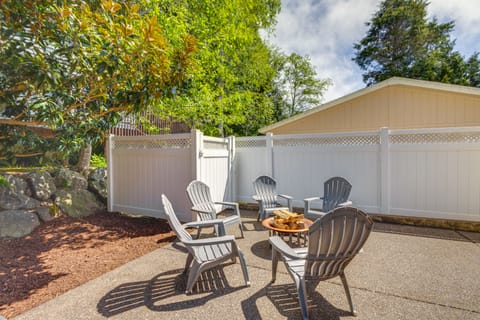 Half Mi to Beach: Rockaway Beach Home w/ Grill! House in Rockaway Beach