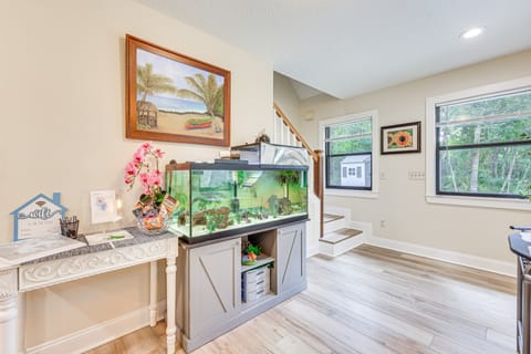 Rural Retreat! Florida Cottage w/ Screened Patio Cottage in Florida