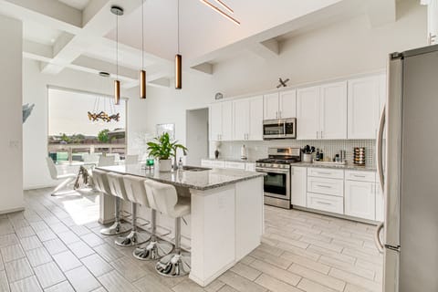 Poolside & Hot Tub Lounging: Luxe Rio Rancho Home House in Rio Rancho