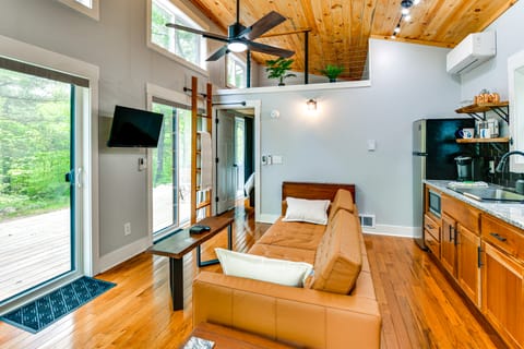 Modern Hersey Tiny Home w/ Private Hot Tub! House in Michigan