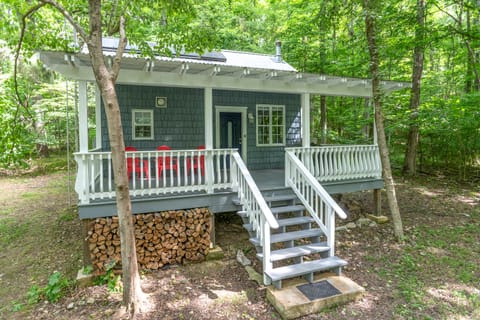 Secluded Vacation Rental Bordering Creek! House in Arkansas