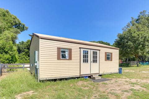 Ocala Tiny Home on 10-Acre Farm Near WEC! House in Ocala