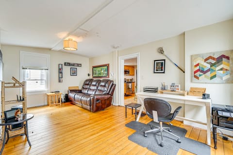 < 1 Mi to Historic District! Retreat in Bennington House in Bennington