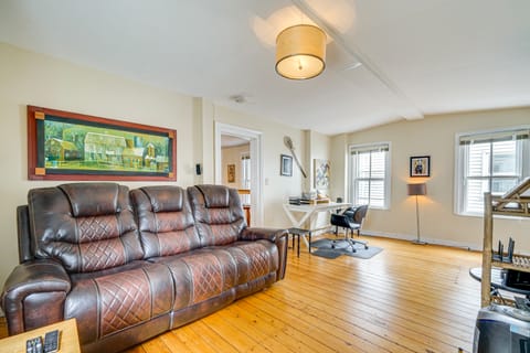 < 1 Mi to Historic District! Retreat in Bennington House in Bennington