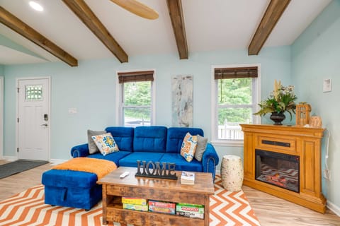 Front Royal Retreat on 3 Acres w/ Mtn Views! Apartment in Shenandoah Valley