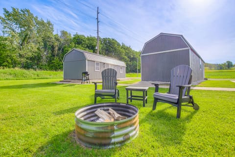 Montezuma Cabin Rental w/ Fire Pit & Grill Access! House in Iowa