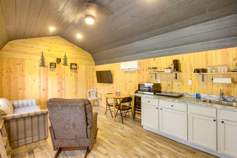 Montezuma Cabin Rental w/ Fire Pit & Grill Access! House in Iowa