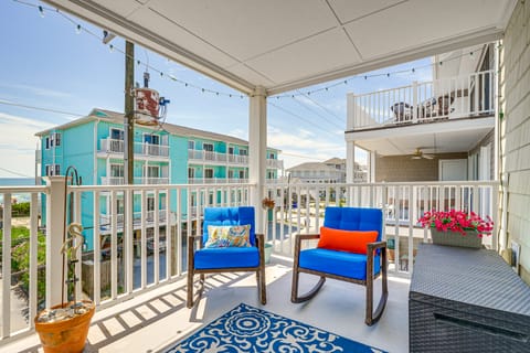 Carolina Beach Condo w/ Balcony: Walk to the Ocean Apartment in Carolina Beach