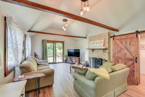 Peaceful Hiram Retreat on Cuyahoga River! House in Ohio