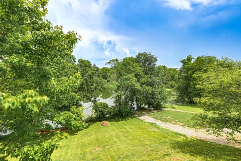 Spacious Frankfort Retreat on Bourbon Trail! House in Indiana