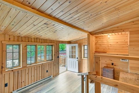 Pet-Friendly Boonville Apt w/ Deck on Main Street! Apartment in Adirondack Mountains