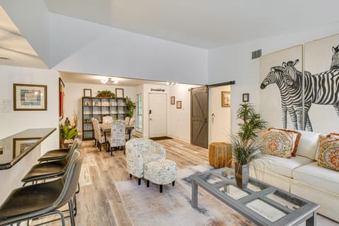 Pet-Friendly Spring Home w/ Private Pool & Hot Tub House in The Woodlands