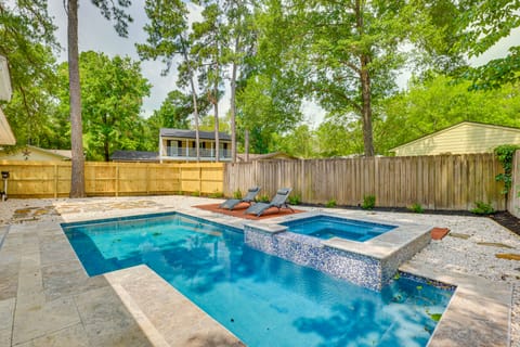 Pet-Friendly Spring Home w/ Private Pool & Hot Tub House in The Woodlands