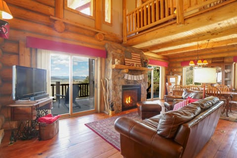 24-0089 Rustic Hartsel Getaway w/ 35-Acre Yard House in Park County