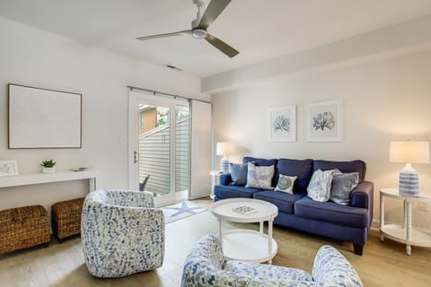 Walk to Shore & Boardwalk: Bethany Beach Retreat Apartment in Bethany Beach