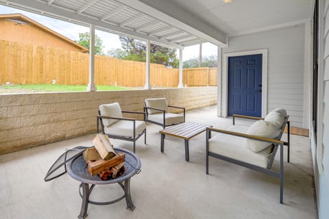 Texas Hill Country Retreat - Walk to Nueces River! House in State of Coahuila