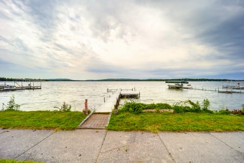 Waterfront Alanson Cottage w/ Dock & Lake Access! Cottage in Oden