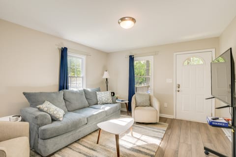 Charming Greenville Home w/ Yard: 3 Mi to Downtown House in Greenville