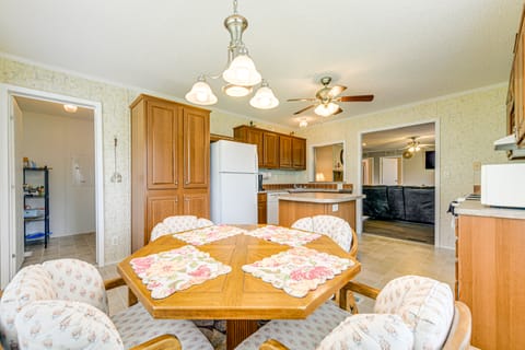 Large Yard + Fire Pit: Hot Springs Home House in Buncombe County