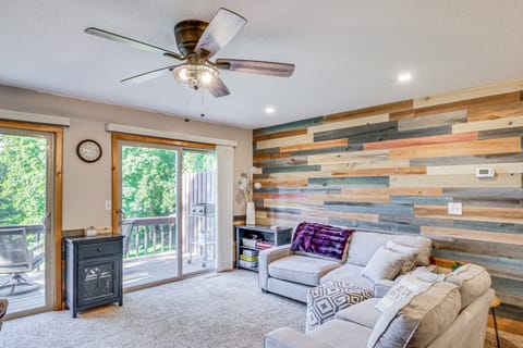 Beach & Lake Access: Brainerd Townhome Apartment in Minnesota