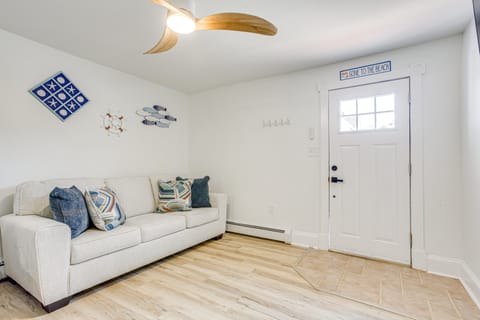 Walk to Beach: Somers Point Apartment! Apartment in Somers Point