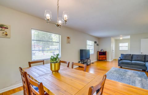 Pet-Friendly Ocala Home w/ Pool & Fenced-In Yard! House in Ocala