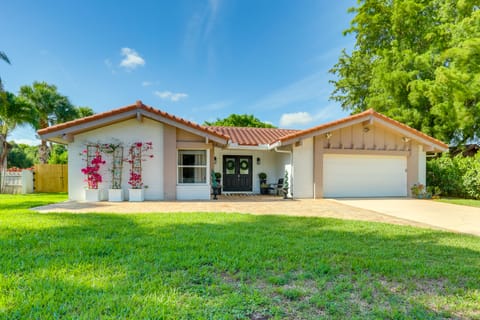 Pool Oasis & Fenced Yard: Central Wellington Home House in Royal Palm Beach