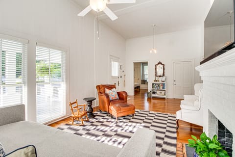 Charming Georgia Cottage ~ 19 Mi to Statesboro! Cottage in South Carolina